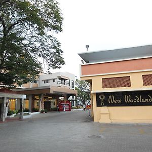 New Woodlands Hotel